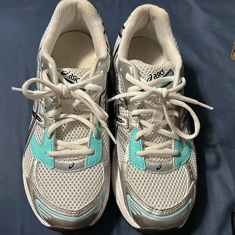 COPY - ASICS gel 1130 “white aqua” great condition size 6 gs boys very clean